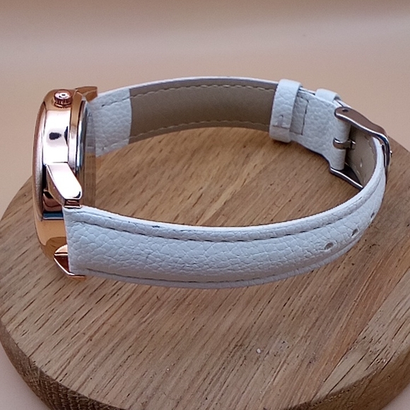 3T Quartz Watch - Picture 2 of 6